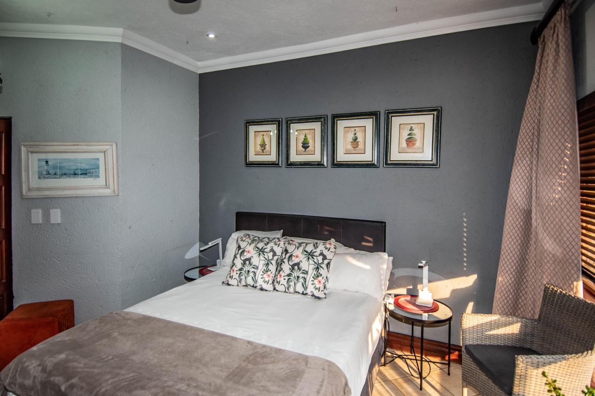 7 Saint Andrew Hotell White River Exteriör bild