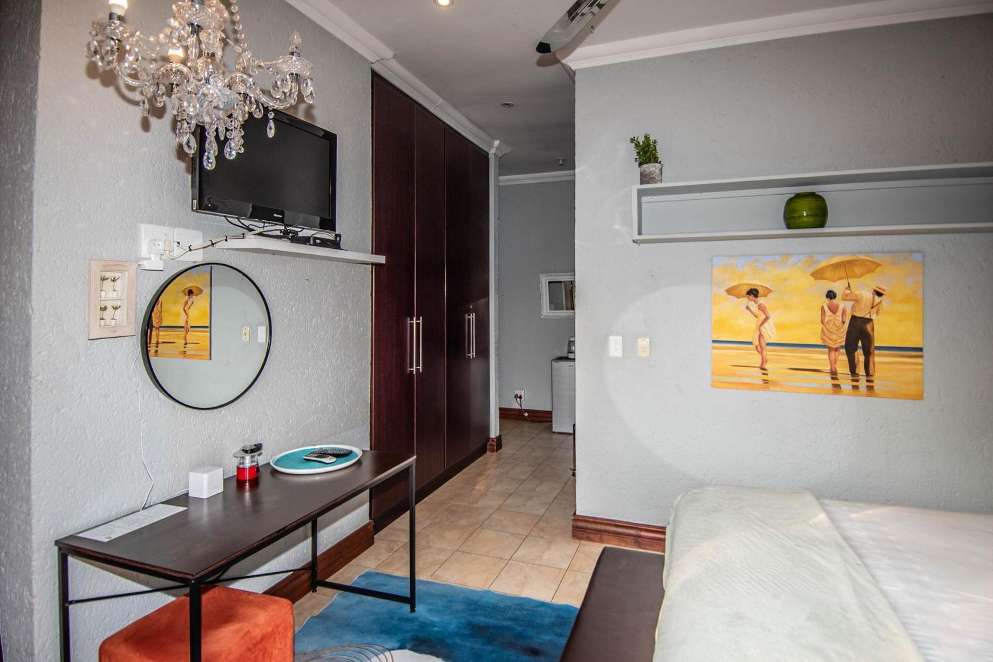 7 Saint Andrew Hotell White River Exteriör bild
